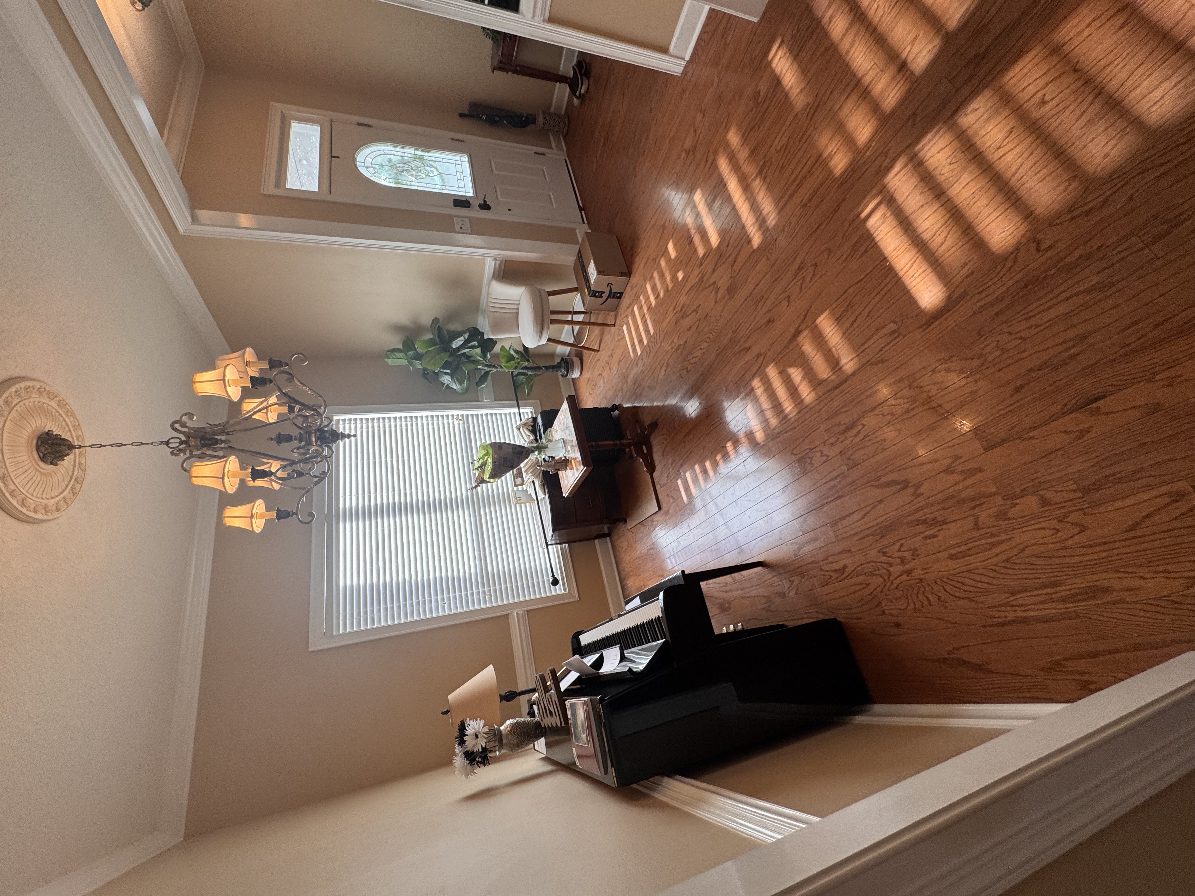 Chastain Family Interior Raint
